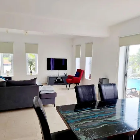 Luxury Utopia 2 * Paphos